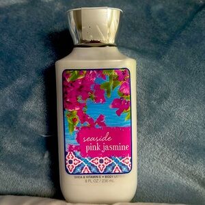 Retired bath & body works seaside pink jasmine lotion